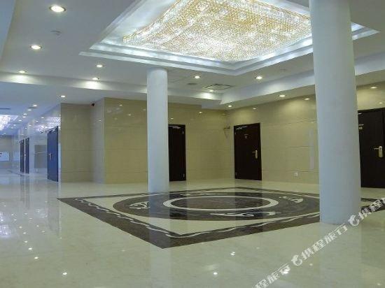 Ambasador Centrum Лодзь Экстерьер фото